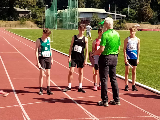 Regionsmeisterschaften Langstaffel 3 x 1000m in Düsseldorf-Rath